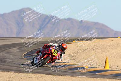 media/Nov-16-2024-CVMA (Sat) [[0e4bb1f32f]]/Race 11-Amateur Supersport Open/